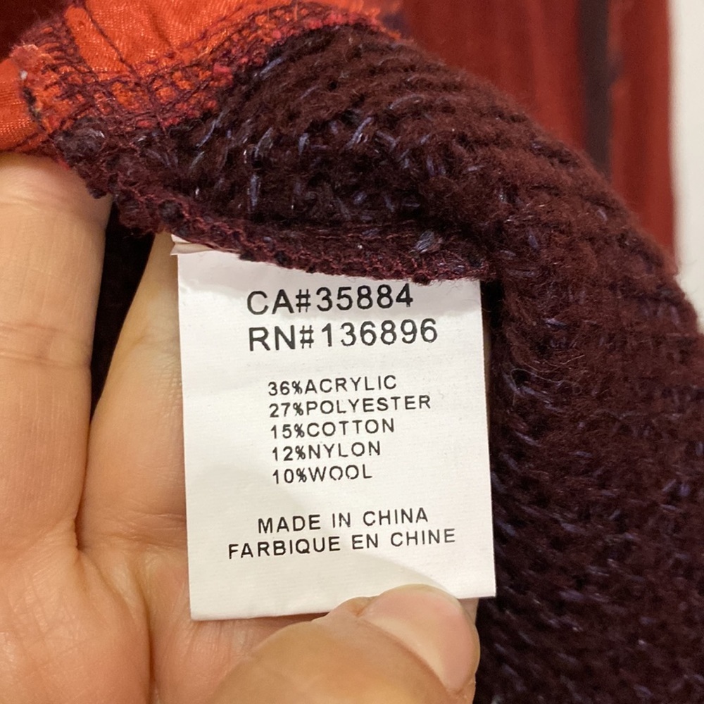 Cativa Cardigan Sweater - Picture 8 of 10
